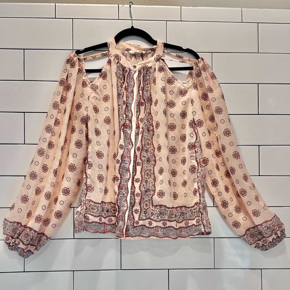 ANTHROPOLOGIE Forever That Girl - flowy button down blouse - size M